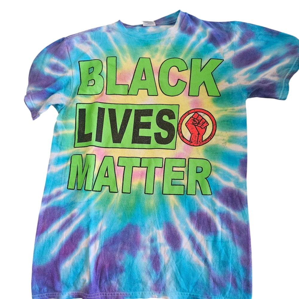 EUC Blue, Green, Purple Multicolor Short Sleeve Tee with Bold BLM Message